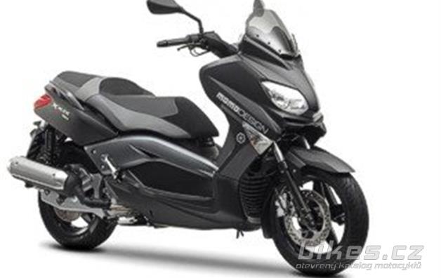 Yamaha X-MAX 125 MOMODesign