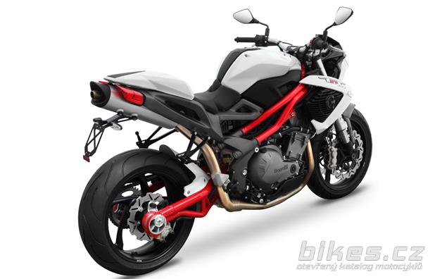 Benelli TNT 899