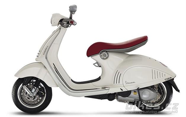 Vespa 946