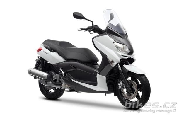 Yamaha X-Max 125