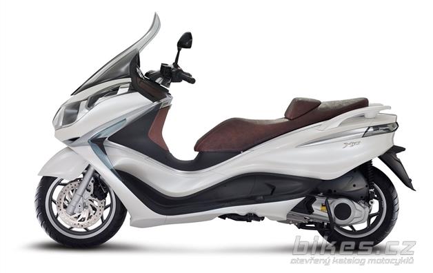 Piaggio X10 350 i.e. Executive