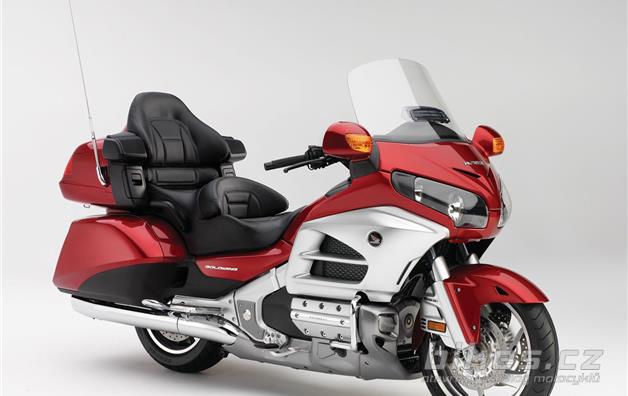 Honda GL1800 Gold Wing Deluxe
