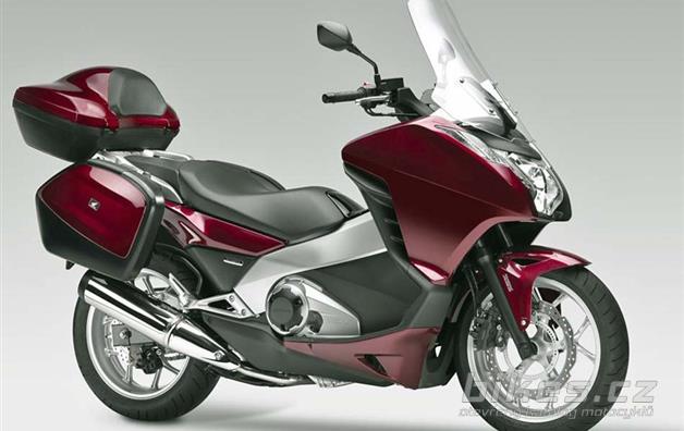 Honda Integra 700
