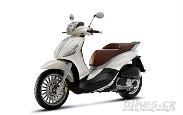 Piaggio BV Tourer 300