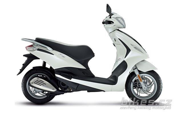Piaggio Fly 150