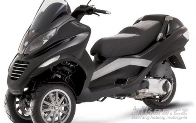 Piaggio MP3 250