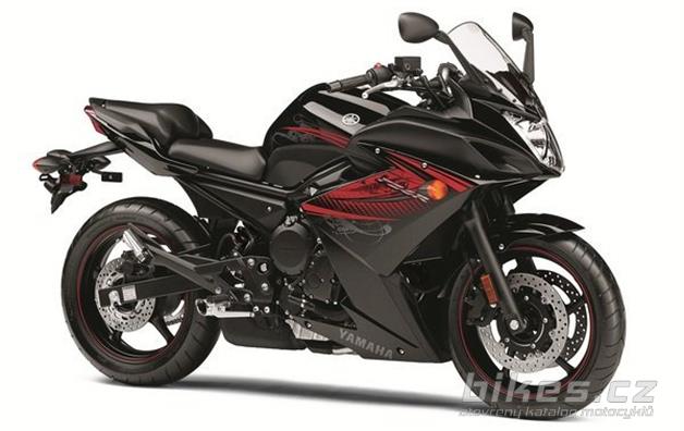 Yamaha FZ6R