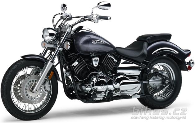 Yamaha V Star 1100 Custom