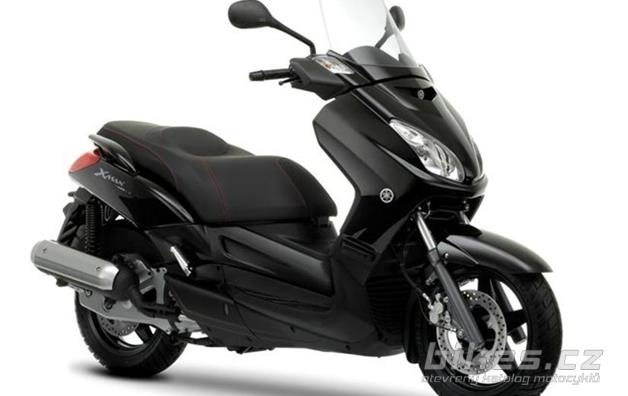 Yamaha X-Max 125