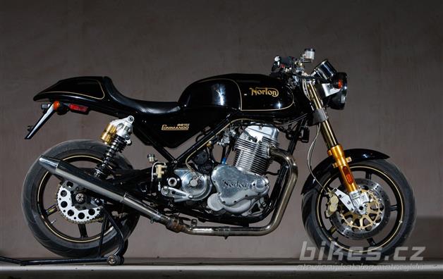 Norton Commando 961SE