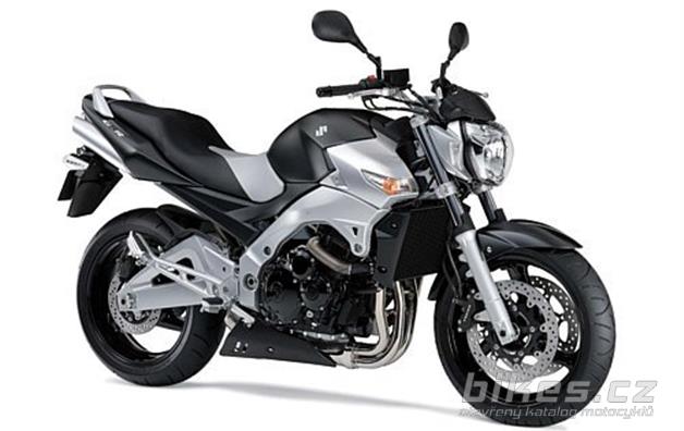 Suzuki GSR 600