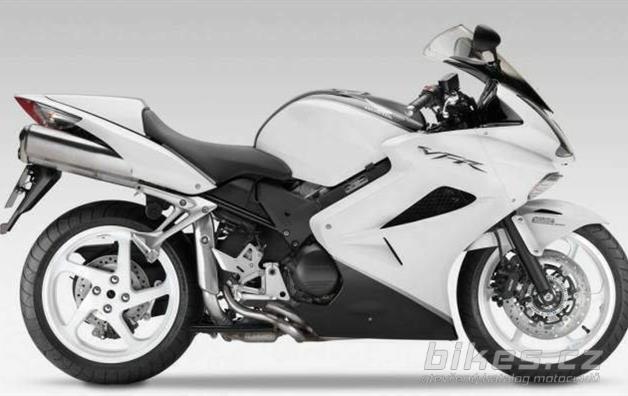 Honda VFR 800