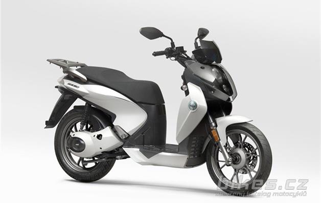 Benelli Macis 150