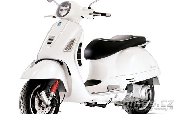 Vespa GTS 300 IE Super