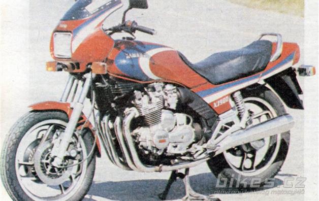 Yamaha XJ 900