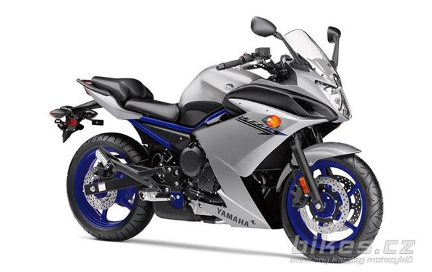 Yamaha FZ6R