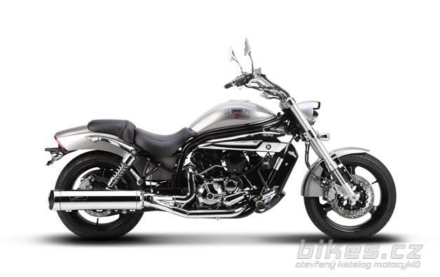 Hyosung GV650 Pro