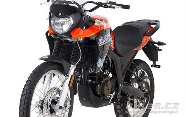 UM DSR Aventure TT