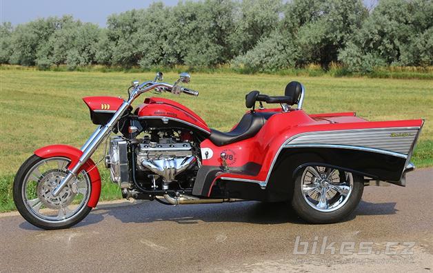 Boss Hoss 57 Chevy Trike