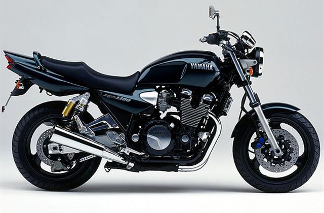 Yamaha XJR 1300