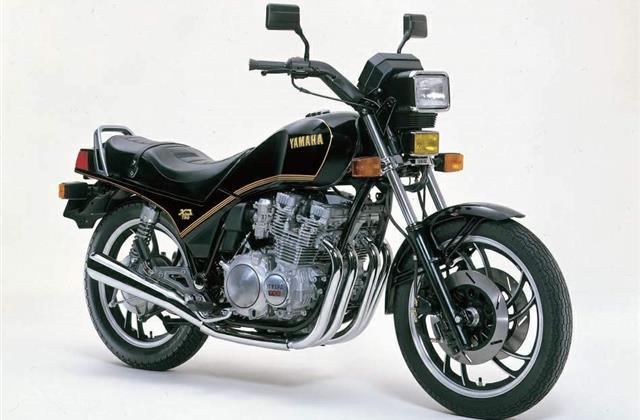 Yamaha XJ 750
