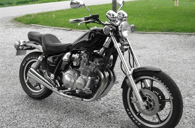 Yamaha XJ 700 N Maxim
